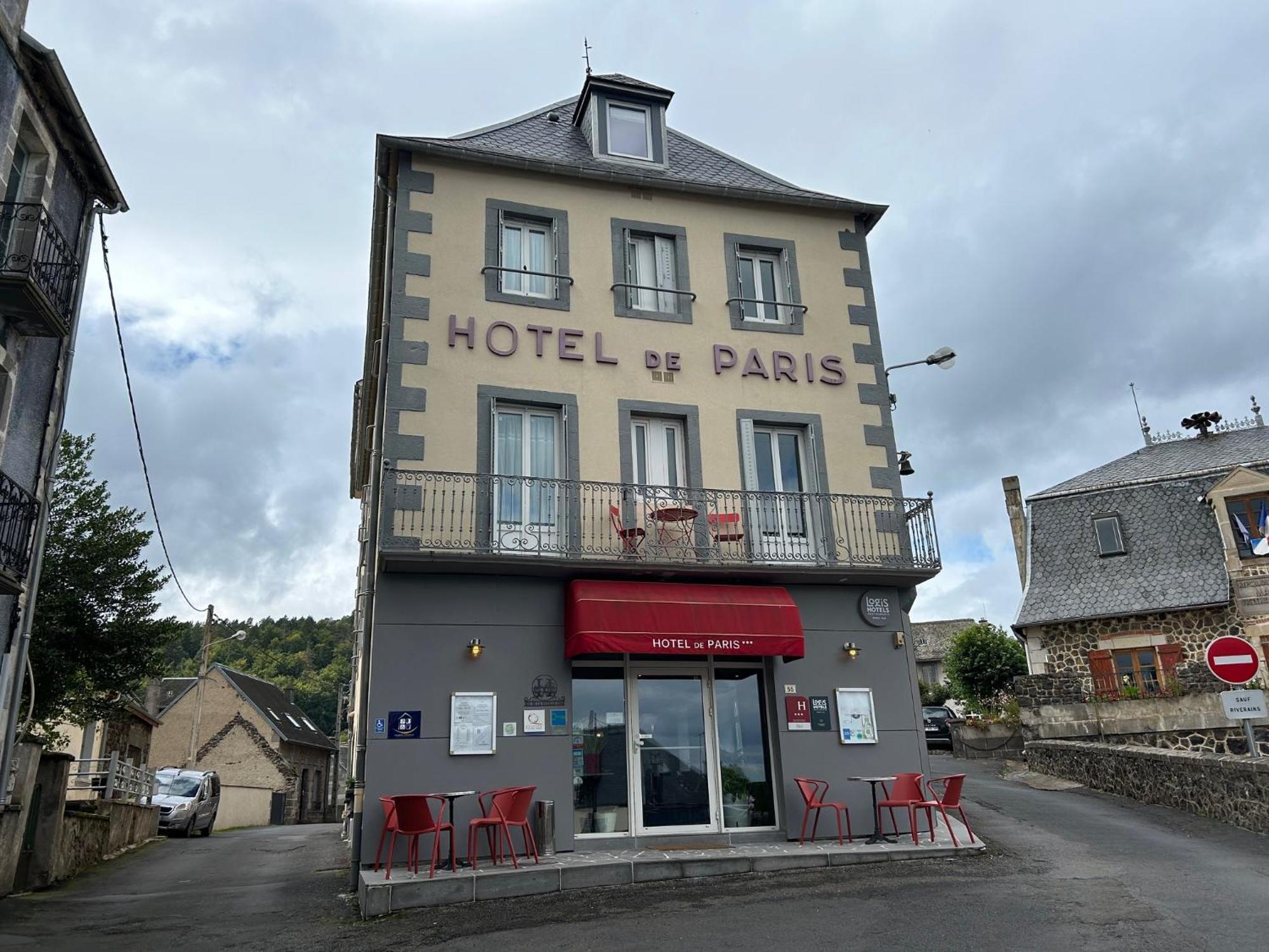 Logis Hotel De Paris Murol Exterior photo